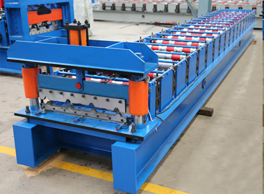 ROOFING ROLL FORMING MACHINE